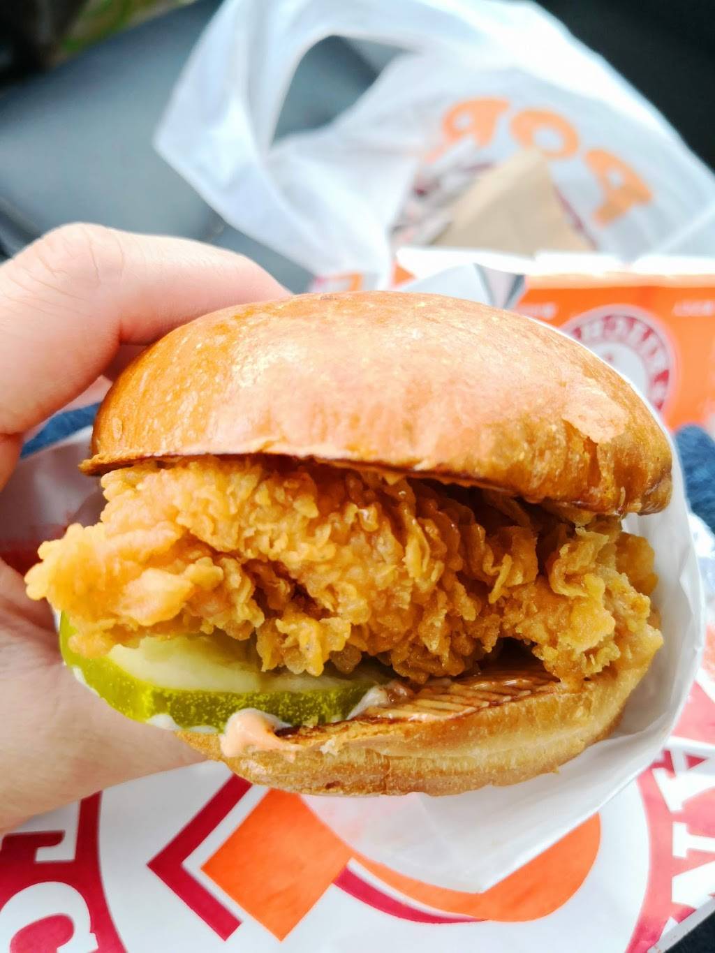 Popeyes Louisiana Kitchen | restaurant | 501 Adams Ave, Philadelphia, PA 19120, USA | 2157254401 OR +1 215-725-4401