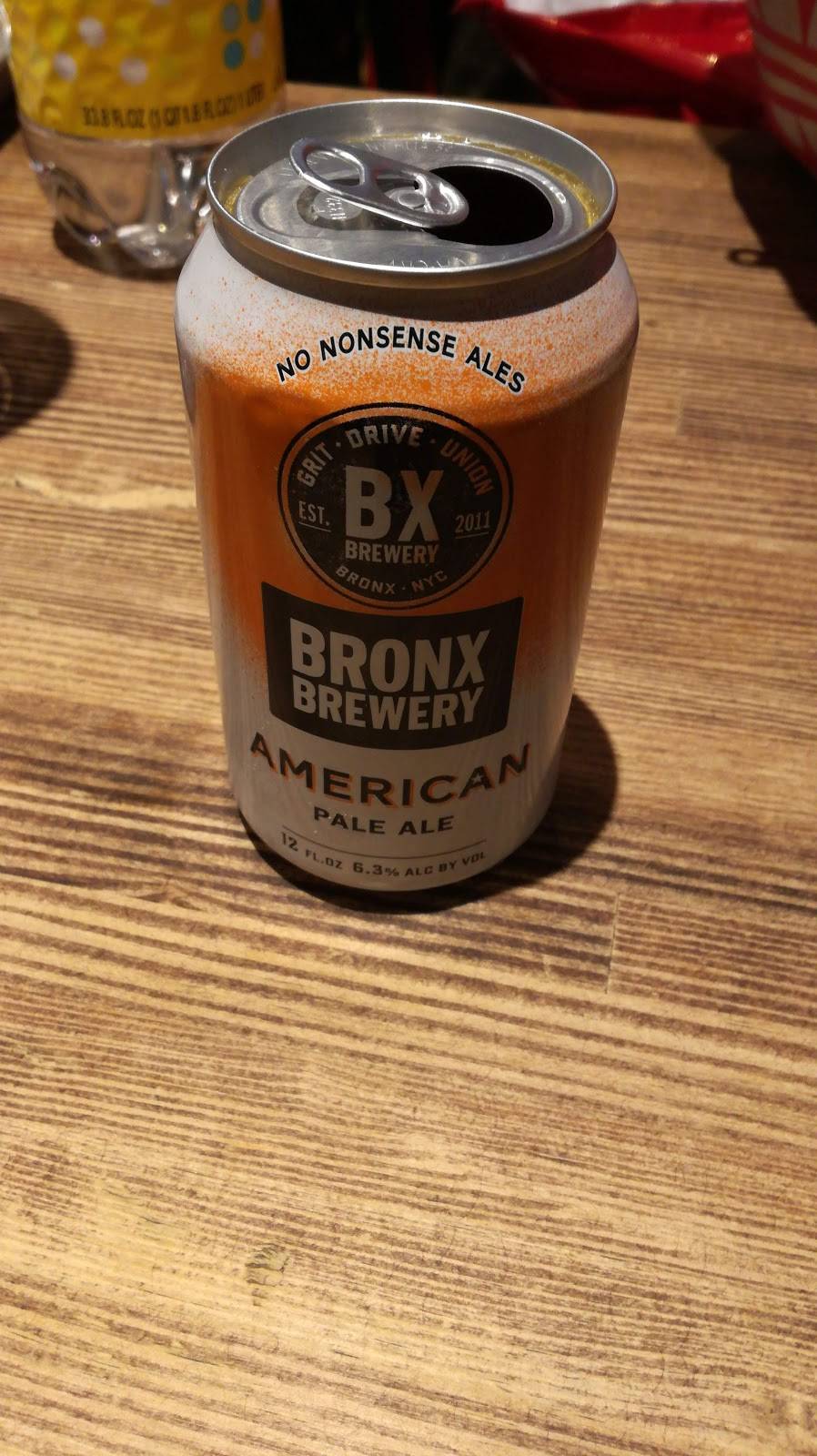 Shake Shack | restaurant | 215 Murray Street, New York, NY 10282, USA | 6465454600 OR +1 646-545-4600