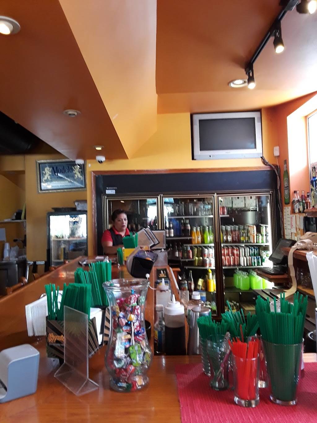 La Cecina Restaurant | restaurant | 2013 Hart St, Dyer, IN 46311, USA | 2193229566 OR +1 219-322-9566