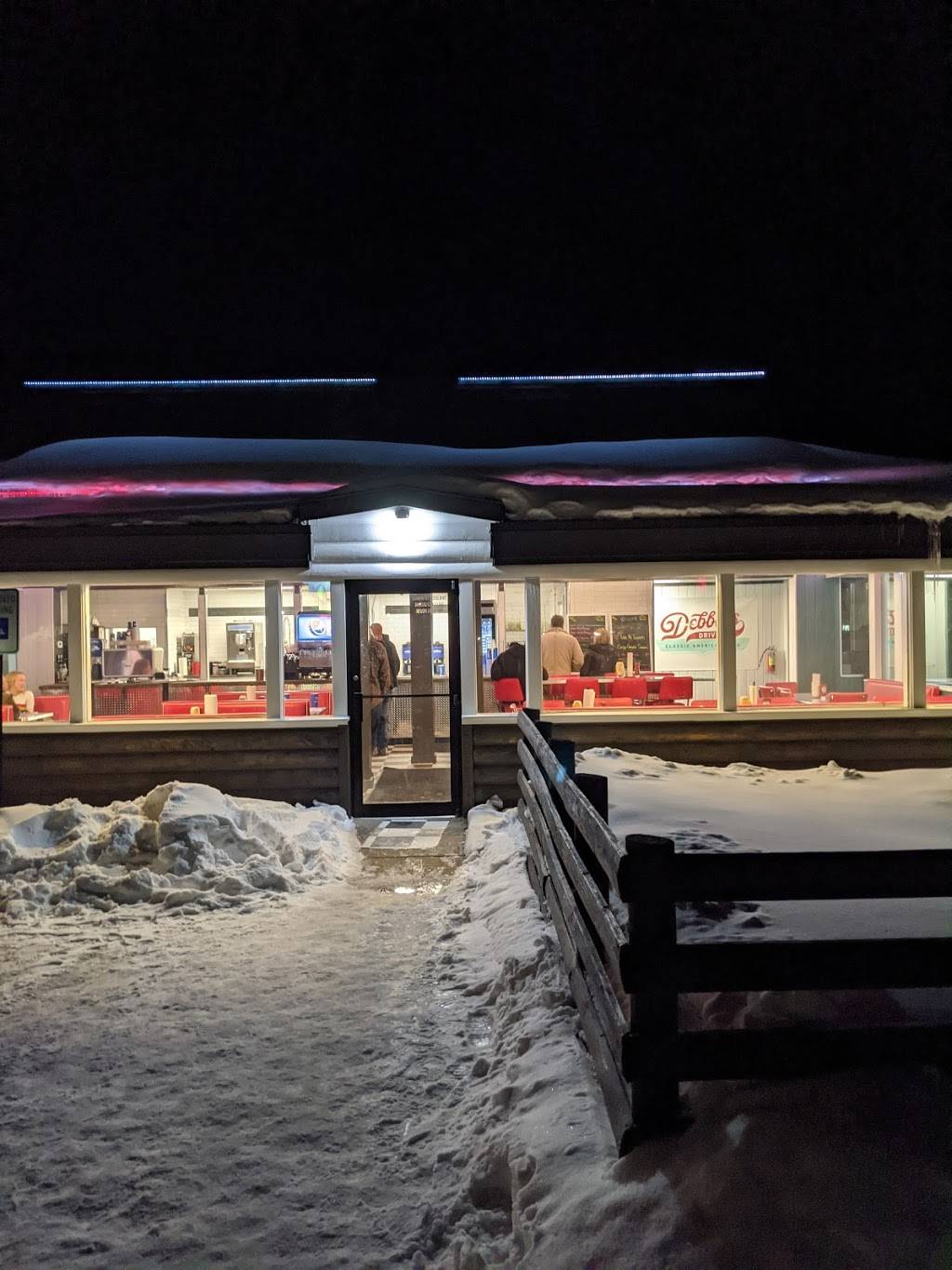 Debbies Drive In | restaurant | 663 W Agate Ave, Granby, CO 80446, USA | 9705573370 OR +1 970-557-3370