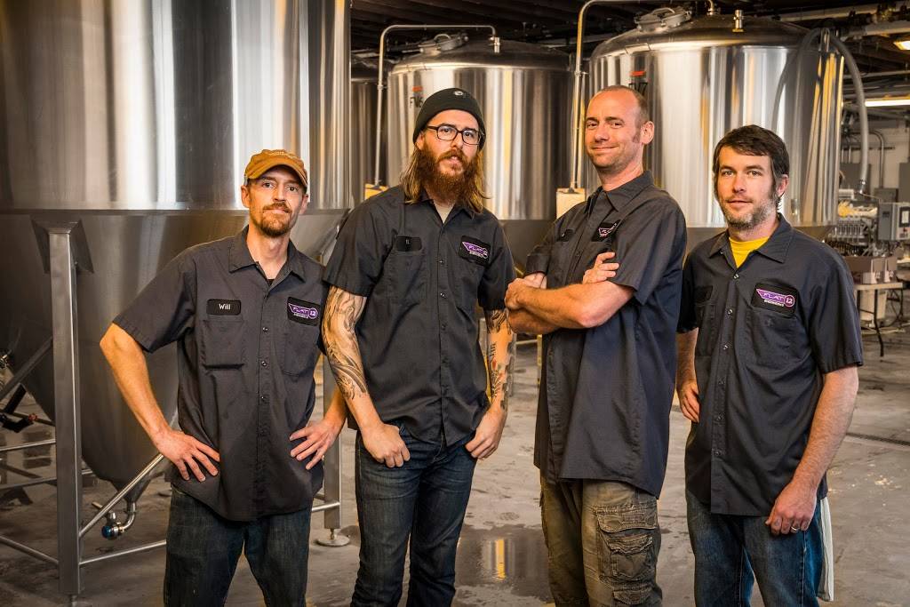 Flat12 Bierwerks | restaurant | 414 Dorman St, Indianapolis, IN 46202, USA | 3174265851 OR +1 317-426-5851
