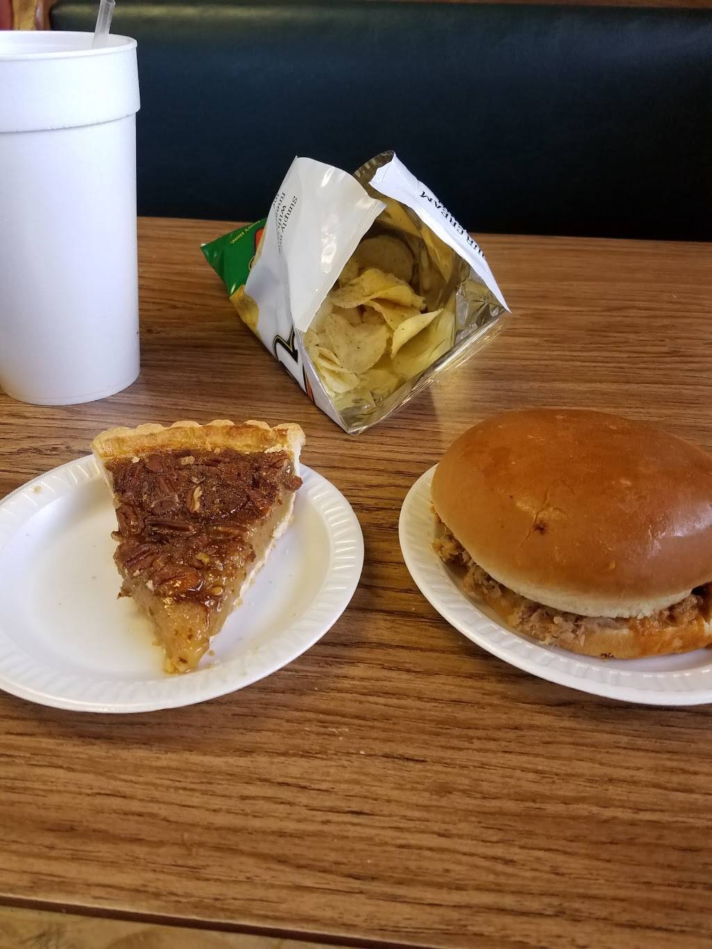 Clearview BBQ | restaurant | 4222 River Rd, Columbus, GA 31904, USA | 7066530407 OR +1 706-653-0407