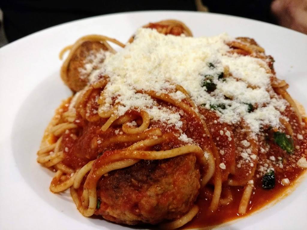 Barolo Italian Cafe | restaurant | 13771 Newport Ave #9, Tustin, CA 92780, USA | 7147348882 OR +1 714-734-8882