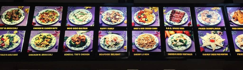 Golden Dragon | restaurant | 173 Holly Rd #80, Gilbertsville, PA 19525, USA | 6103695550 OR +1 610-369-5550