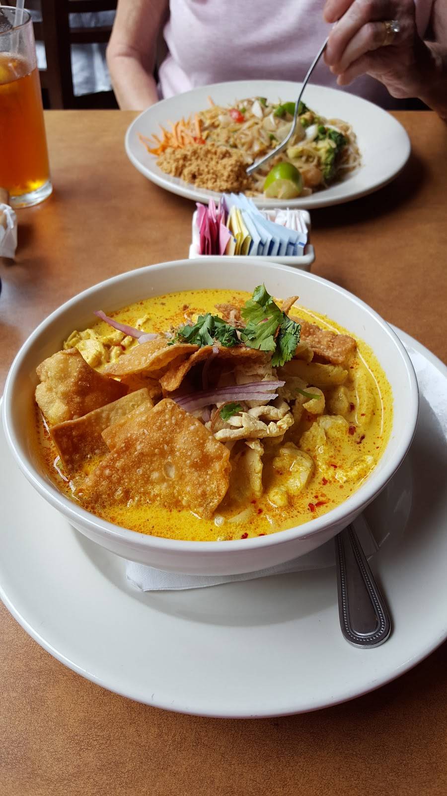 Bangkok Alley Collierville | restaurant | 2150 W Poplar Ave, Collierville, TN 38017, USA | 9018548748 OR +1 901-854-8748