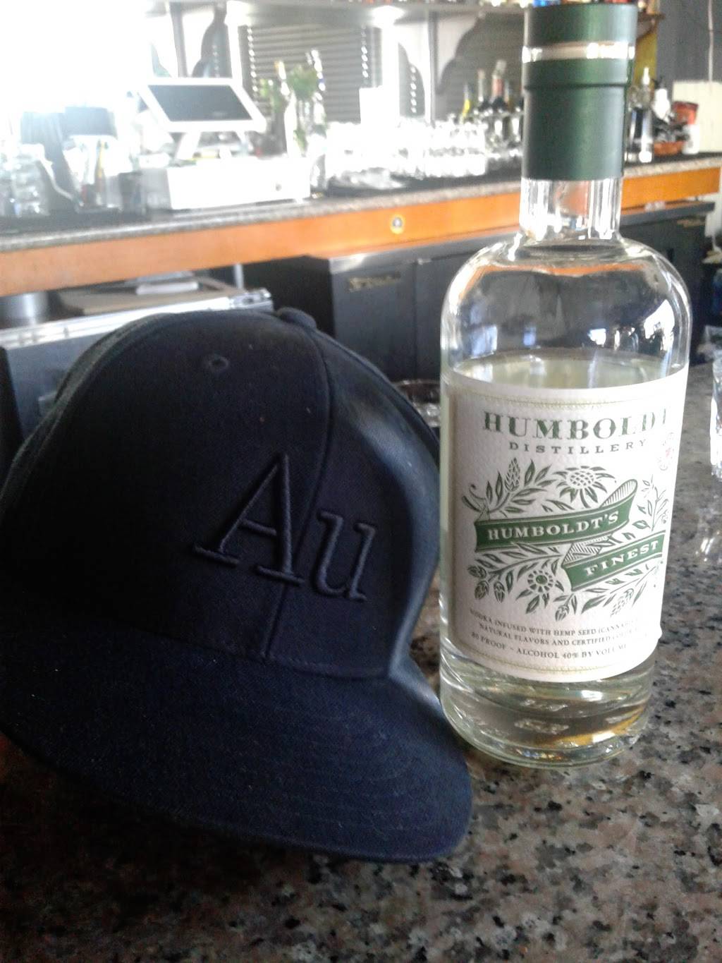 AU Lounge | restaurant | 2430 Broadway, Oakland, CA 94612, USA | 5108931411 OR +1 510-893-1411