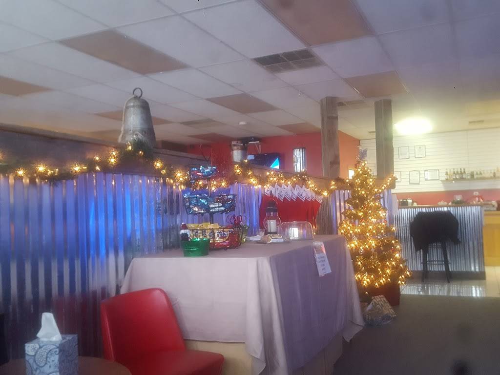 LILI MAES GAMING PARLOR | restaurant | 14 Burbeck Drive, Dwight, IL 60420, USA | 8155842600 OR +1 815-584-2600