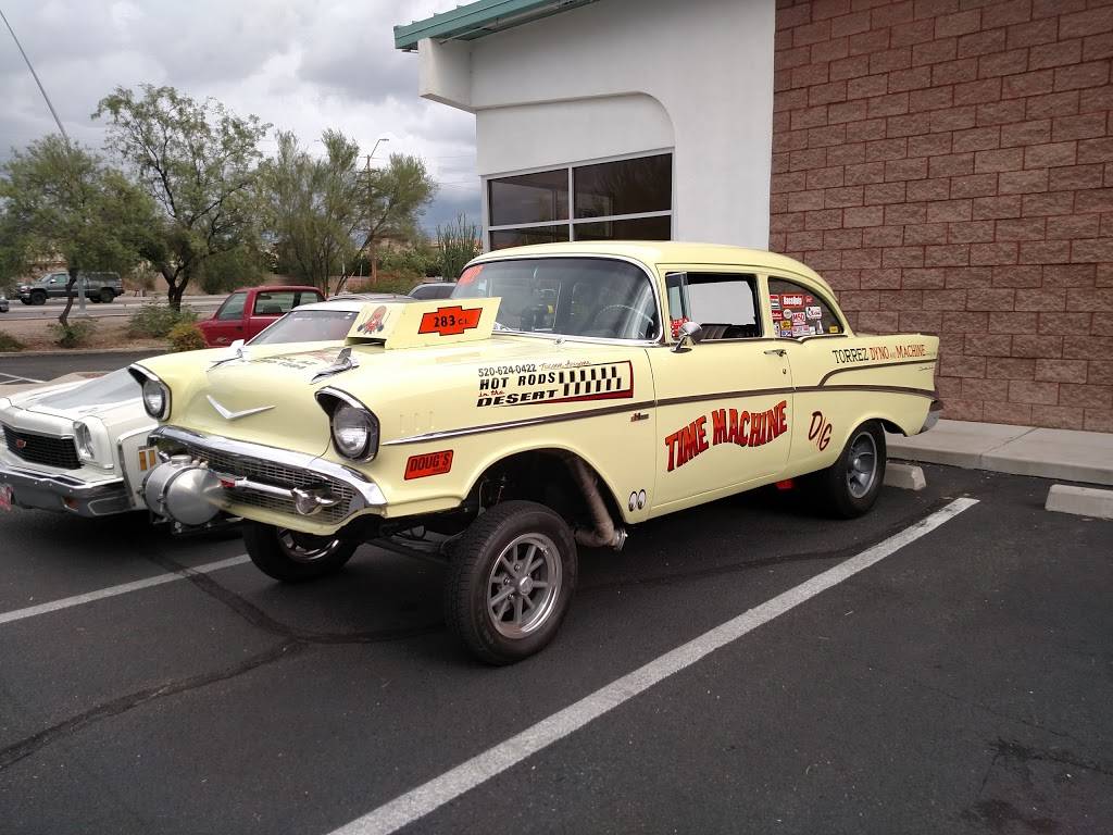 Lucky Wishbone | restaurant | 990 S Harrison Rd, Tucson, AZ 85748, USA | 5202969008 OR +1 520-296-9008