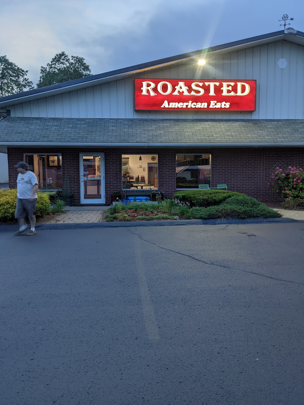 Roasted - American Eats | restaurant | 127 John Fitch Hwy, Fitchburg, MA 01420, USA | 9783531851 OR +1 978-353-1851