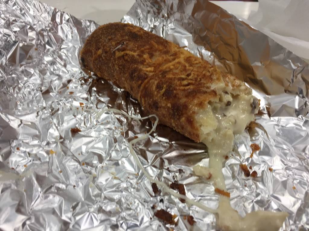 Costco Food Court | meal takeaway | 3333 University Blvd, Winter Park, FL 32792, USA | 4076811604 OR +1 407-681-1604