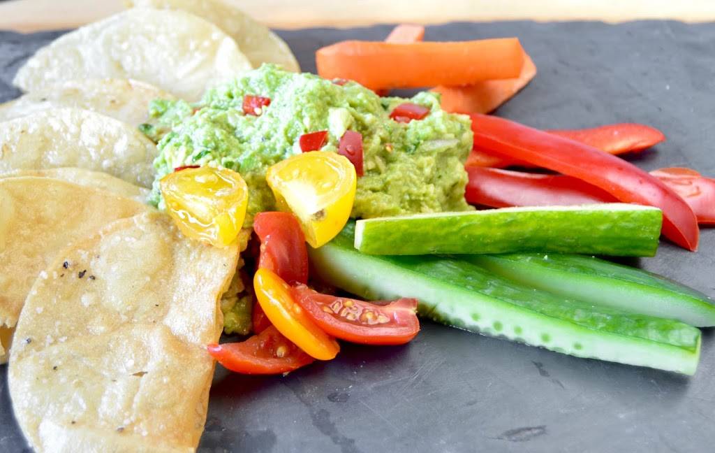 Louies Wine Dive Coralville | restaurant | 901 E 2nd Ave #100, Coralville, IA 52241, USA | 3195691892 OR +1 319-569-1892