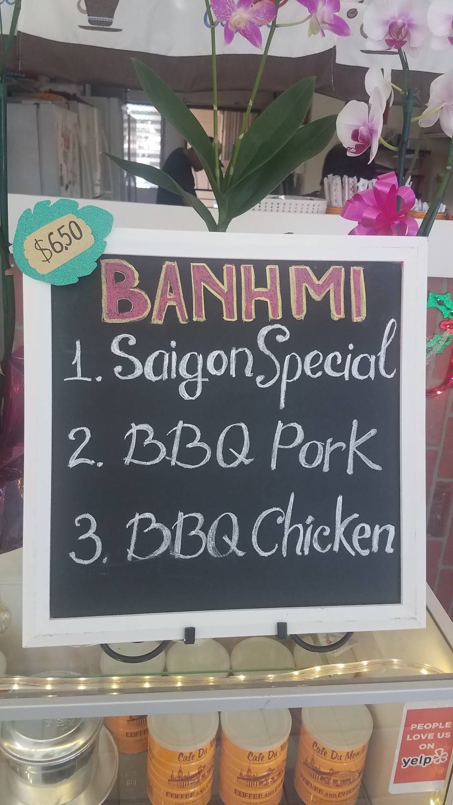 Bella Banh Mi Cafe | restaurant | 1630 Liliha St, Honolulu, HI 96817, USA | 8082183274 OR +1 808-218-3274