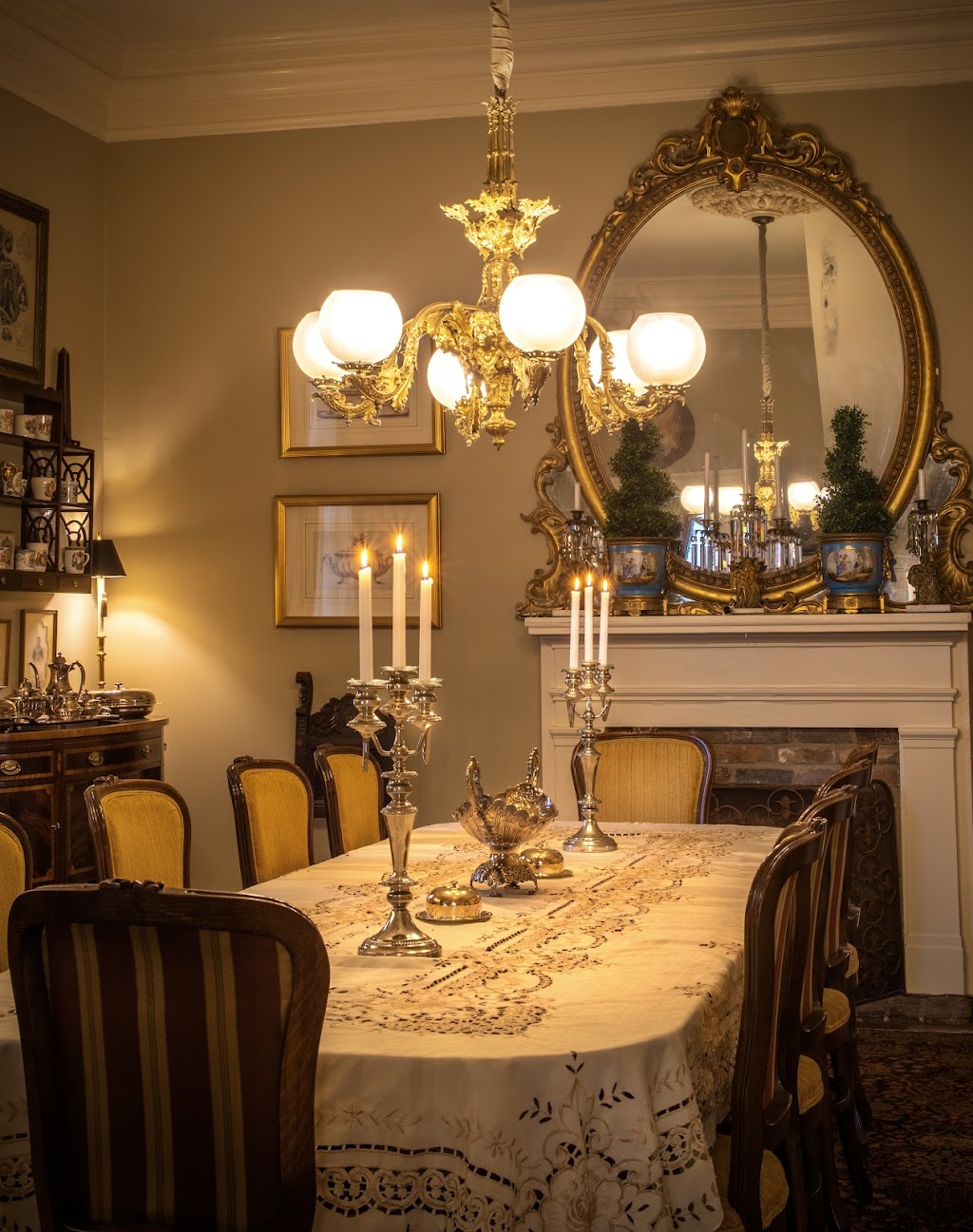 Anchuca | restaurant | 1010 1st E St, Vicksburg, MS 39183, USA | 6016610111 OR +1 601-661-0111