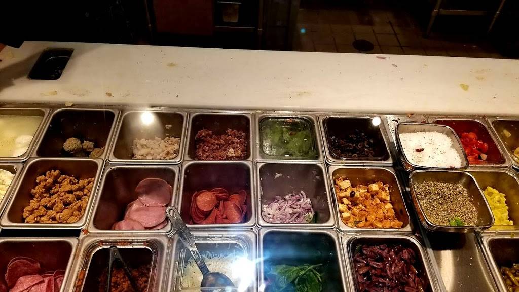 Blaze Pizza | meal takeaway | 815 W Naomi Ave Unit #C, Arcadia, CA 91007, USA | 6262685559 OR +1 626-268-5559