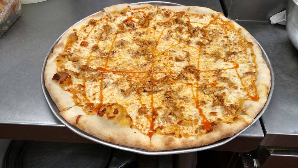 Vinnys Italian Grill & Pizzeria | restaurant | 7835 Dolleys Ct, King George, VA 22485, USA | 5407756960 OR +1 540-775-6960