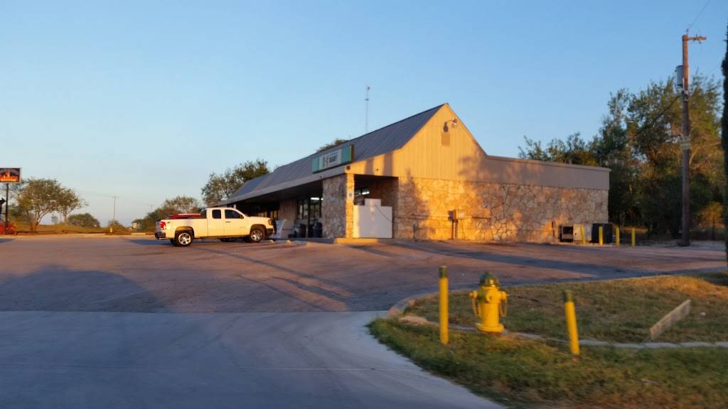 El Paraiso | restaurant | 7850 S Loop 1604 W, Somerset, TX 78069, USA | 8304293478 OR +1 830-429-3478