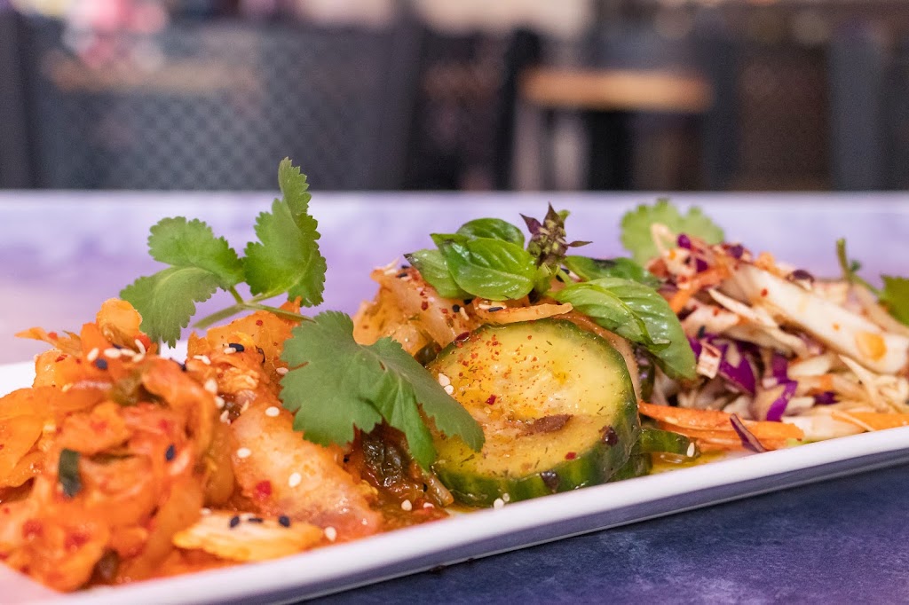 86 Forks Bar + Table | restaurant | 11b Palafox Pl, Pensacola, FL 32502, USA | 8506077336 OR +1 850-607-7336