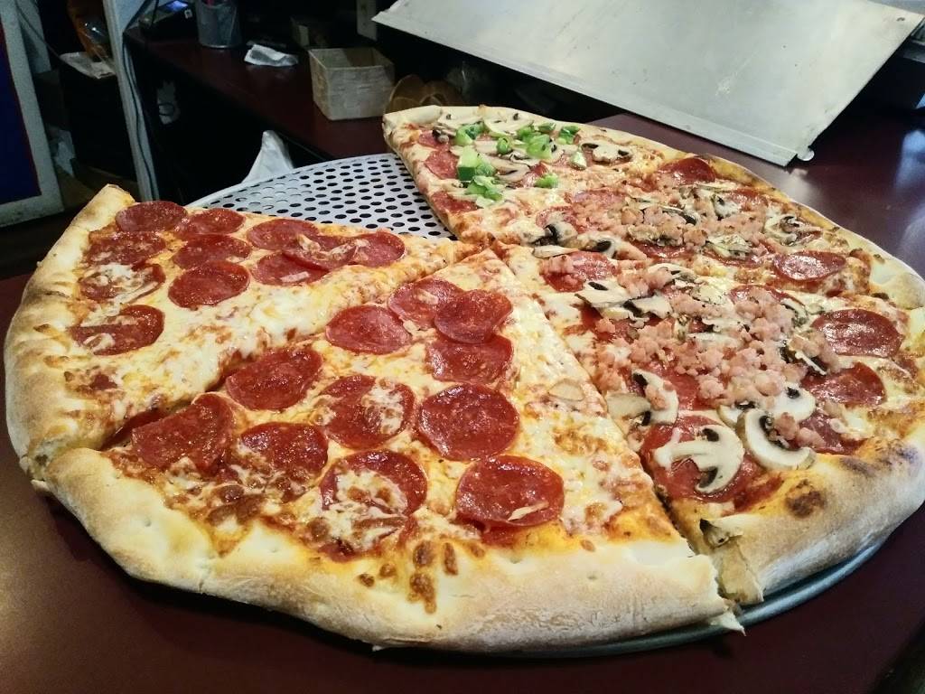 Pops Pizza | restaurant | 1212 King St N, St. Jacobs, ON N0B 2N0, Canada | 5196649953 OR +1 519-664-9953