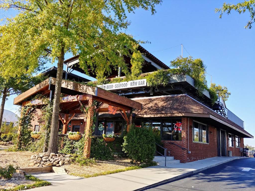 Six Feet Under Pub & Fish House | restaurant | 685 11th St NW, Atlanta, GA 30318, USA | 4048100040 OR +1 404-810-0040