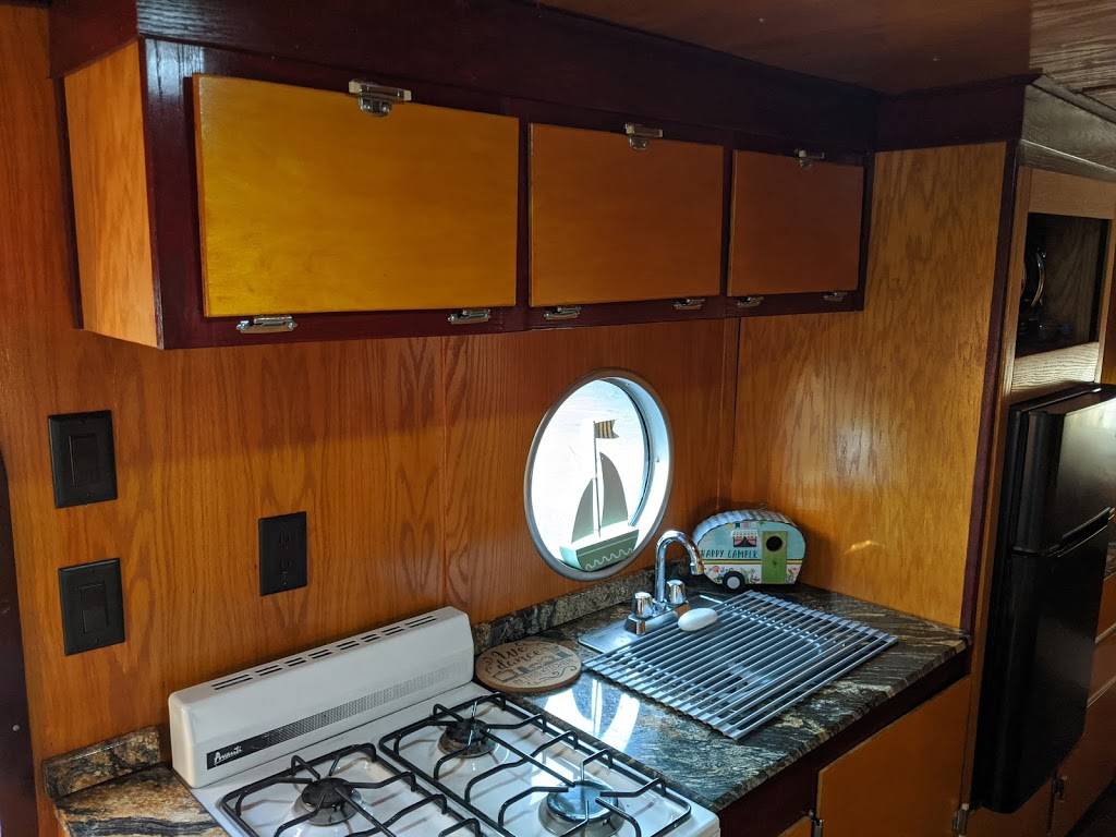 Finnegans | restaurant | 7051 S Tucson Blvd, Tucson, AZ 85756, USA | 5202250800 OR +1 520-225-0800