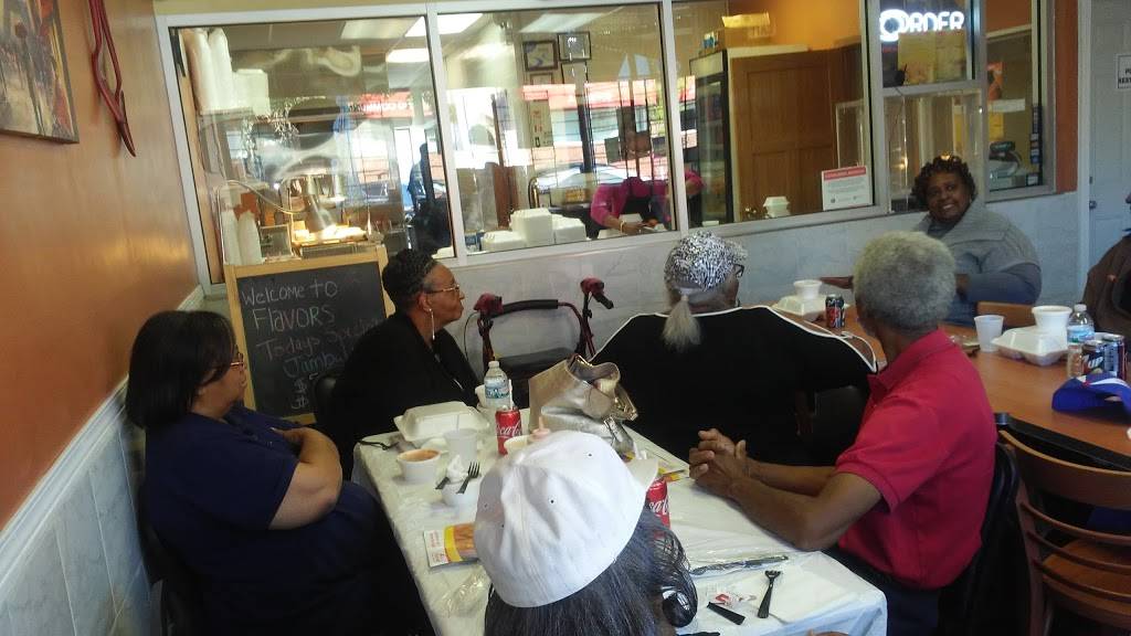 Flavors Southern Cooking | restaurant | 5721 W Division St, Chicago, IL 60651, USA | 7733790909 OR +1 773-379-0909