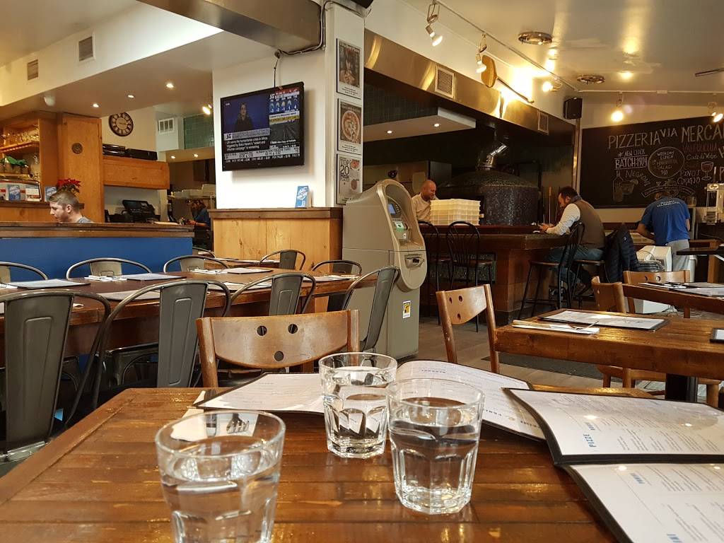 Pizzeria Via Mercanti | restaurant | 188 Augusta Ave, Toronto, ON M5T 2L4, Canada | 6473436647 OR +1 647-343-6647
