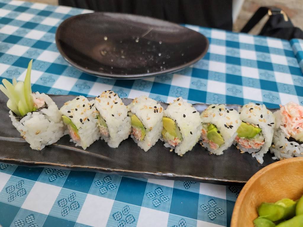 RAIZ KITCHEN-SUSHI-BAR | restaurant | 3276 W Fullerton Ave, Chicago, IL 60647, USA | 7734896262 OR +1 773-489-6262