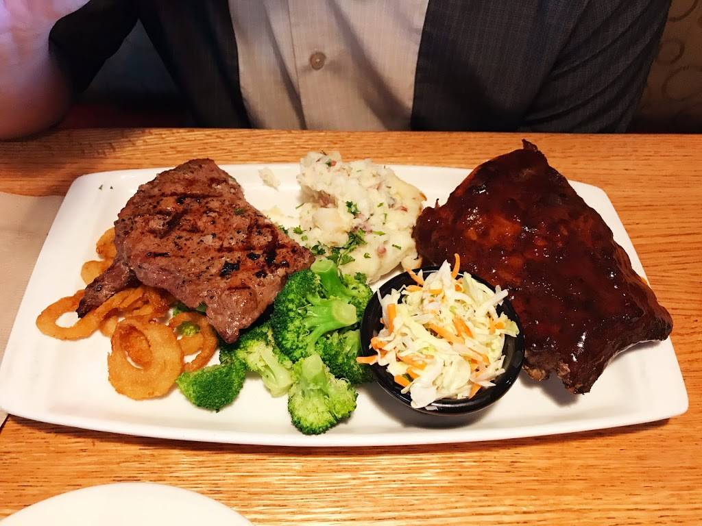 Applebees Grill + Bar | restaurant | 7677 Balboa Ave, San Diego, CA 92111, USA | 8585694590 OR +1 858-569-4590