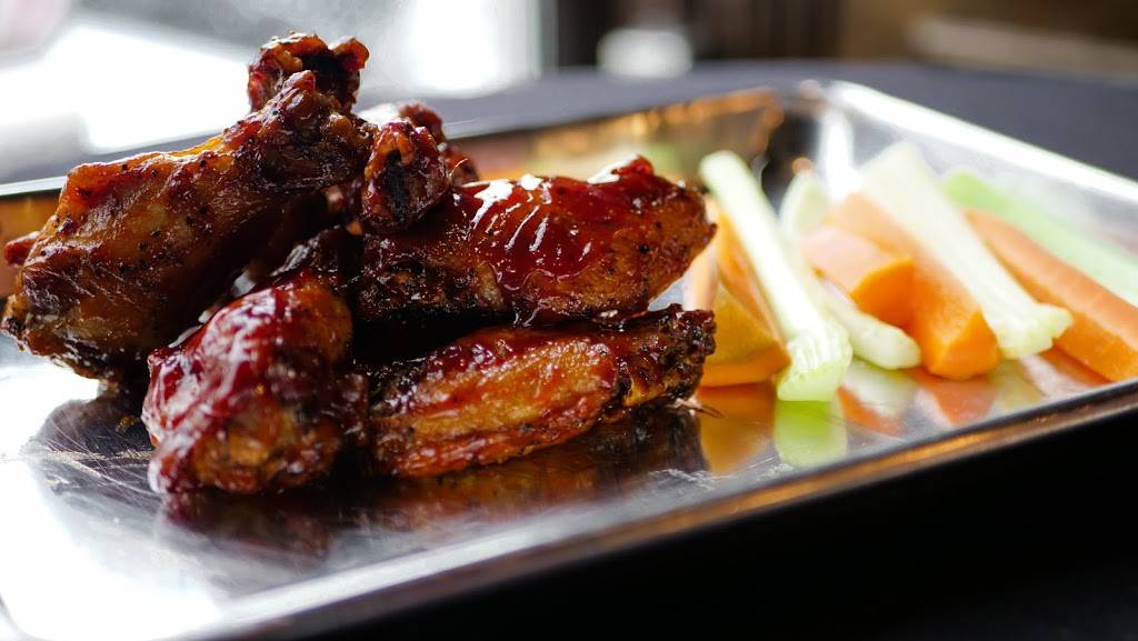 Joes on Weed St. | restaurant | 940 W Weed St, Chicago, IL 60622, USA | 3123373486 OR +1 312-337-3486