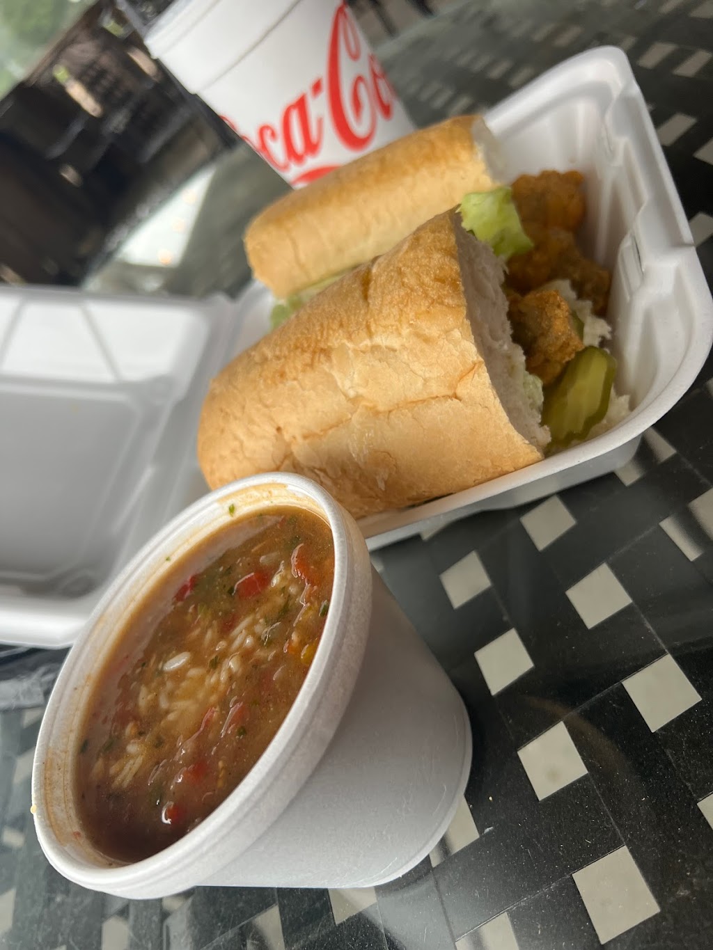 Crossroads Seafood & Grill | restaurant | 3653 MS-26, Poplarville, MS 39470, USA | 6019580067 OR +1 601-958-0067