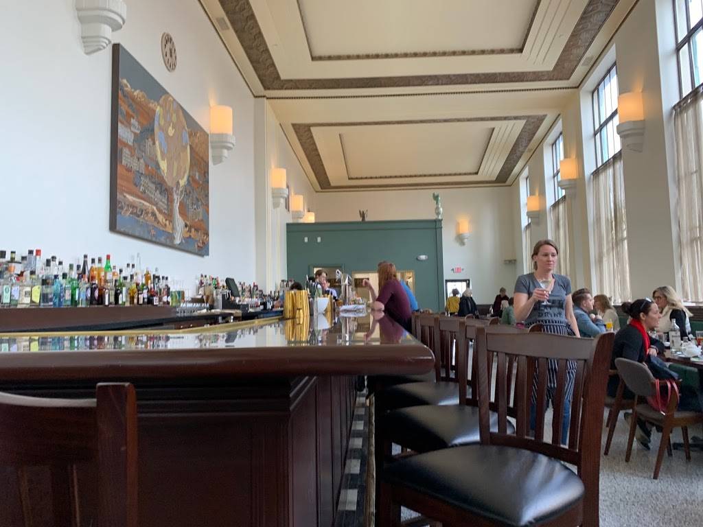 Branch | restaurant | 1535 Madison Rd, Walnut Hills, OH 45206, USA | 5132212702 OR +1 513-221-2702