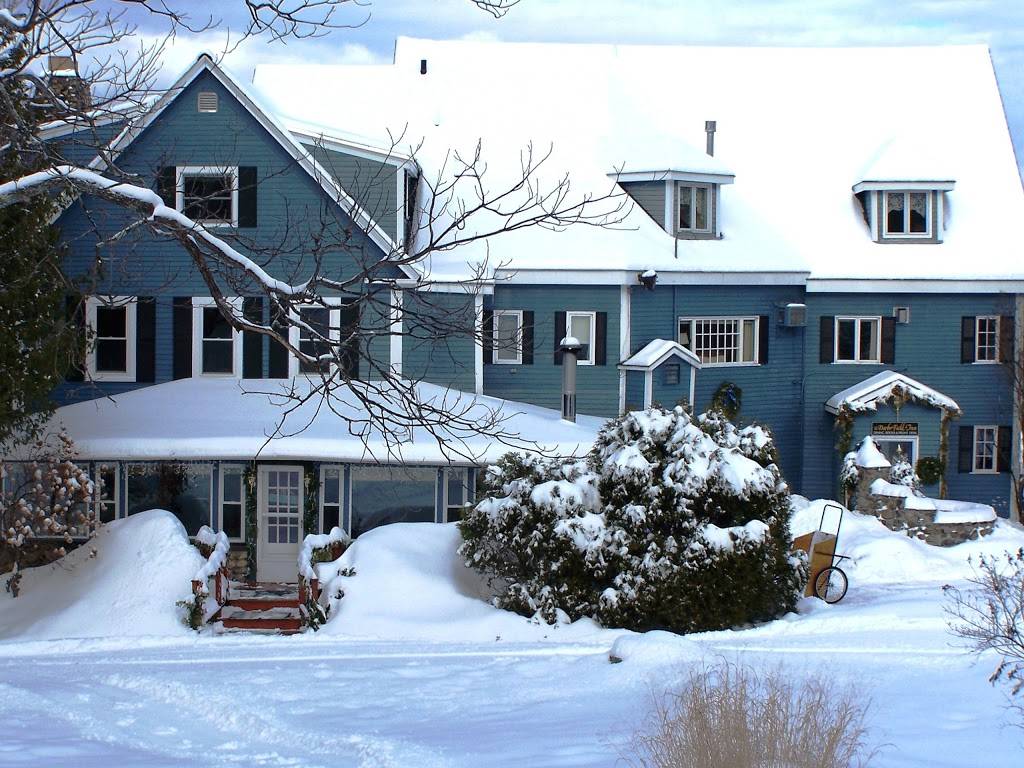 Darby Field Inn | restaurant | 185 Chase Hill Rd, Albany, NH 03818, USA | 6034472181 OR +1 603-447-2181