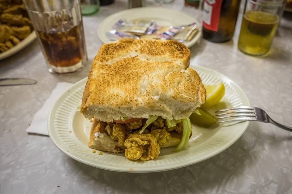 Casamentos Restaurant | restaurant | 4330 Magazine St, New Orleans, LA 70115, USA | 5048959761 OR +1 504-895-9761