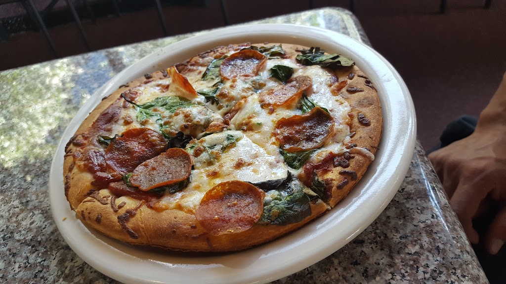 Piazza Cafe & Catering | restaurant | 12422 Greenspoint Dr, Houston, TX 77060, USA | 2818753663 OR +1 281-875-3663