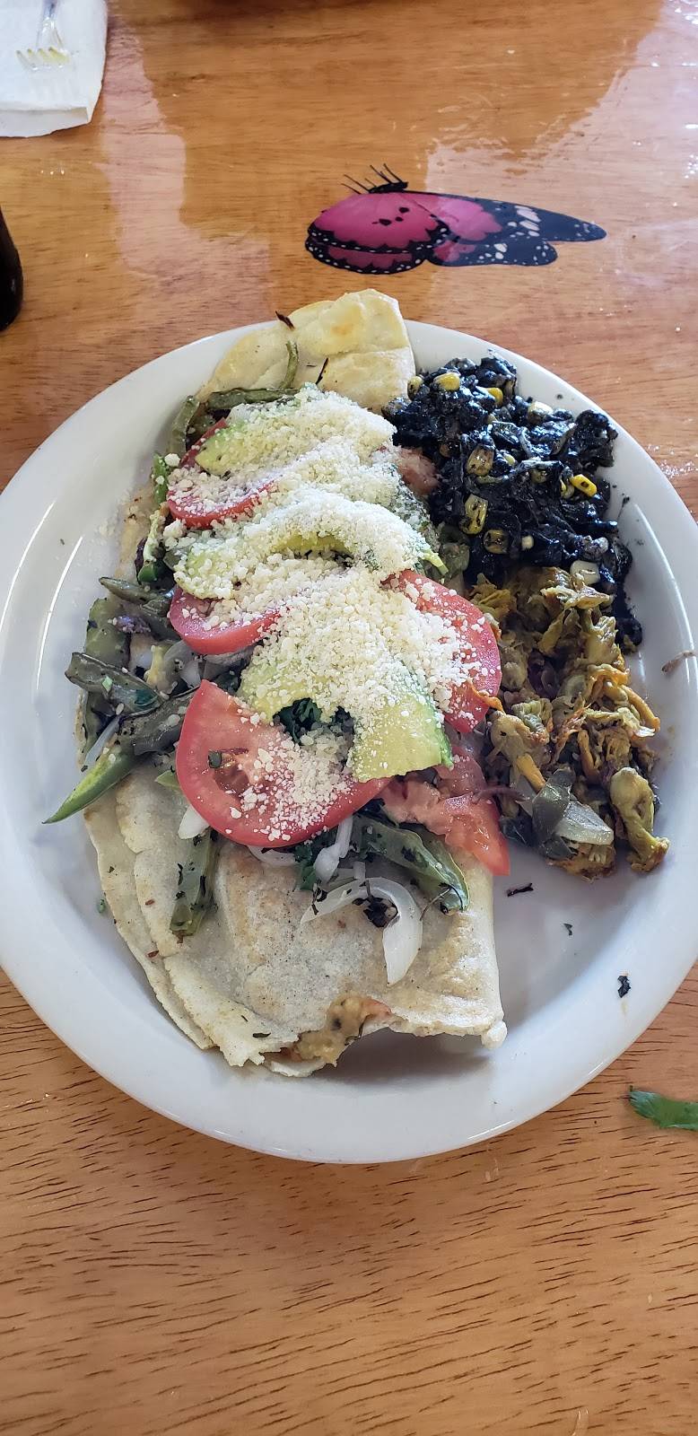 Los Magueyitos | restaurant | 941 w pioner pkwy, Arlington, TX 76013, USA | 8174413309 OR +1 817-441-3309