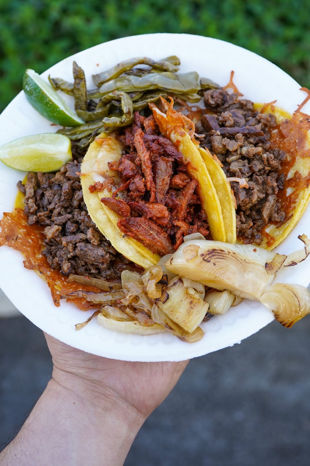 Tacos Y Más | restaurant | 1112 W 6th St STE 101, Corona, CA 92882, USA | 9514964047 OR +1 951-496-4047