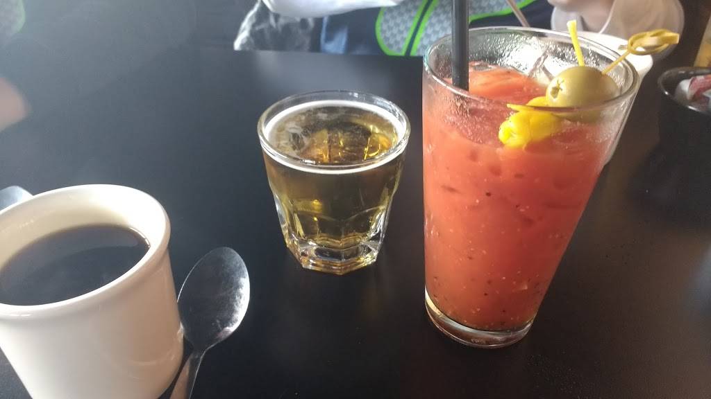 Smarty Pants Garage | restaurant | 626 SW 152nd St, Burien, WA 98166, USA | 2064578181 OR +1 206-457-8181