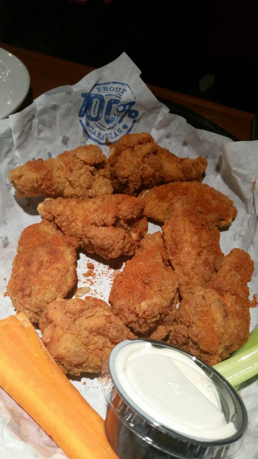 Wild Wing | restaurant | 501 Towerhill Rd, Peterborough, ON K9H 7S3, Canada | 7057459464 OR +1 705-745-9464