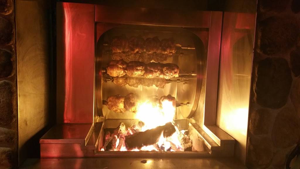 Grizzlys Wood-Fired Grill - Mankato | restaurant | 1700 E, Madison Ave, Mankato, MN 56001, USA | 5073851600 OR +1 507-385-1600