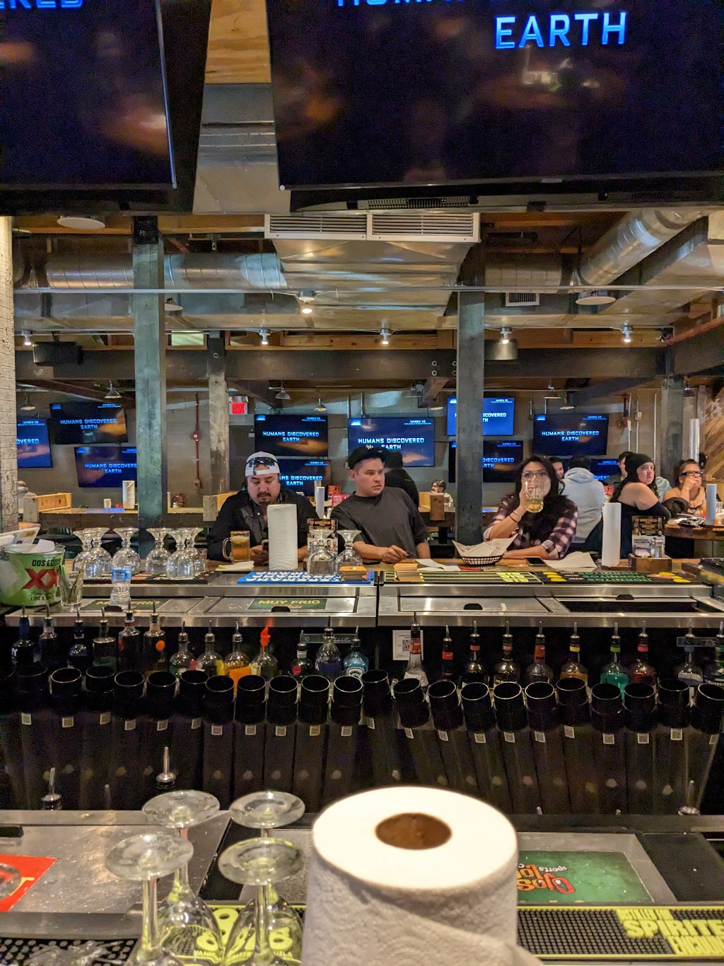 Ojos Locos Sports Cantina - Albuquerque | restaurant | 2105 Louisiana Blvd NE, Albuquerque, NM 87110, USA | 5055080157 OR +1 505-508-0157