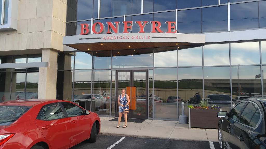 Bonfyre American Grille | restaurant | 2601 W Beltline Hwy, Madison, WI 53713, USA | 6082733973 OR +1 608-273-3973