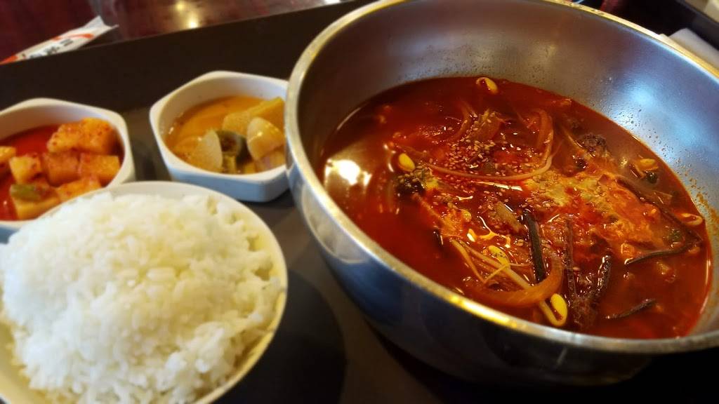 Tanaka Sushi | restaurant | 2801 Ogden Avenue#10, Lisle, IL 60532, USA | 6309220230 OR +1 630-922-0230