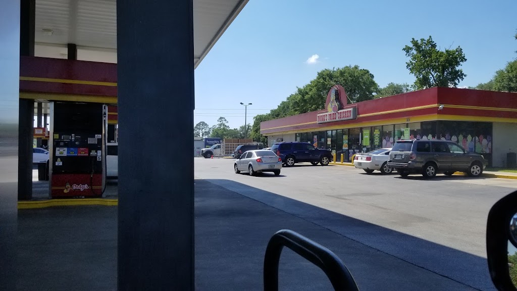 Dodges | restaurant | 1710 E 9 Mile Rd, Pensacola, FL 32514, USA | 8505057773 OR +1 850-505-7773