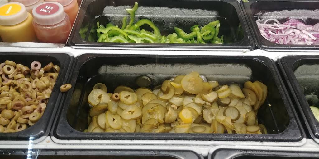 Subway | restaurant | 40 Bristol Rd E 3 Sandalwood Square Shopping Centre, Unit 403, Mississauga, ON L4Z 3K8, Canada | 9058909133 OR +1 905-890-9133