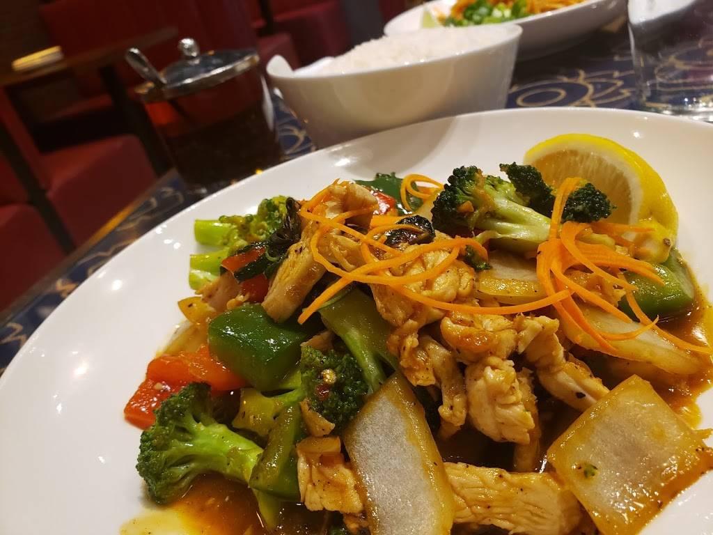 thairoomgrand | restaurant | 861 York Mills Rd #9, North York, ON M3B 1Y2, Canada | 4164447223 OR +1 416-444-7223