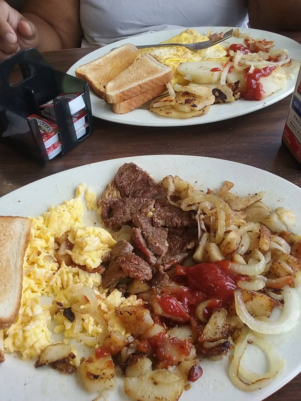 Weasies Kitchen | restaurant | 130 E Broad St, Waynesboro, VA 22980, USA | 5409430500 OR +1 540-943-0500