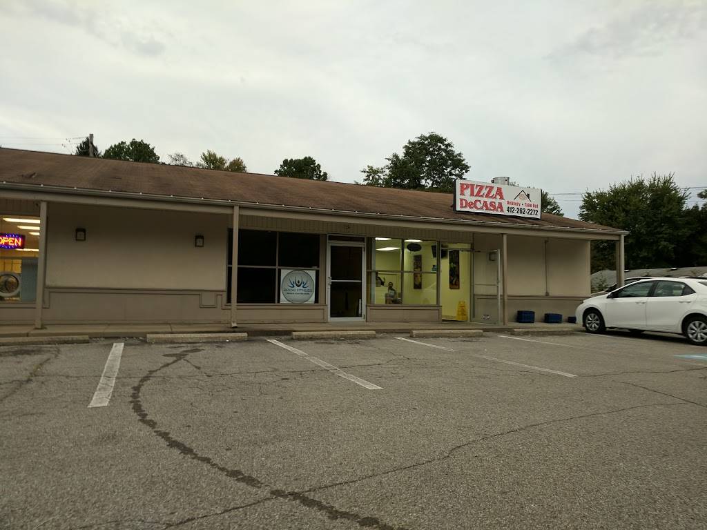 Pizza DeCasa | restaurant | 101 Fern Hollow Rd, Coraopolis, PA 15108, USA | 4122622272 OR +1 412-262-2272