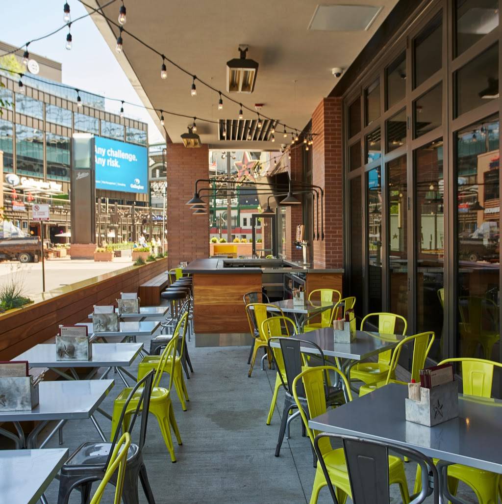 Big Star Wrigleyville | restaurant | 3640 N Clark St, Chicago, IL 60613, USA | 7738577120 OR +1 773-857-7120