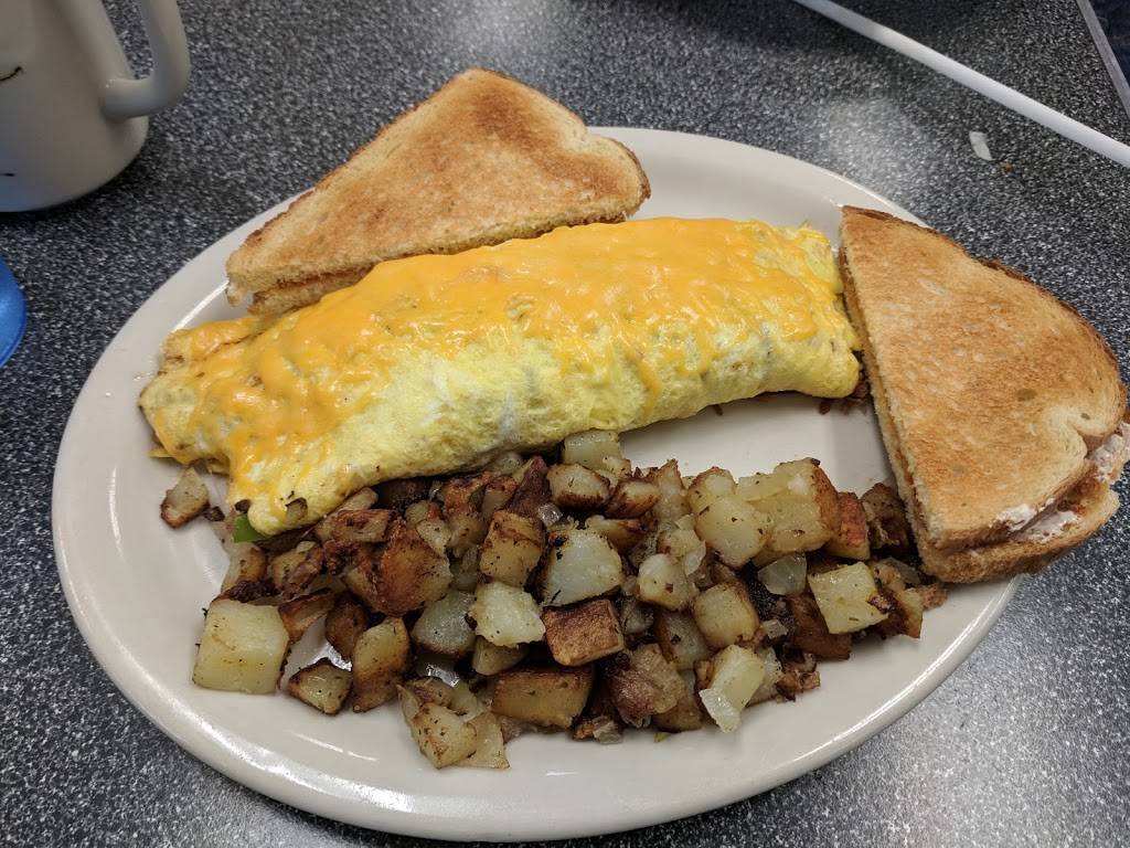 Irwins Fountain | restaurant | 4300 Indian River Rd, Chesapeake, VA 23325, USA | 7572000220 OR +1 757-200-0220