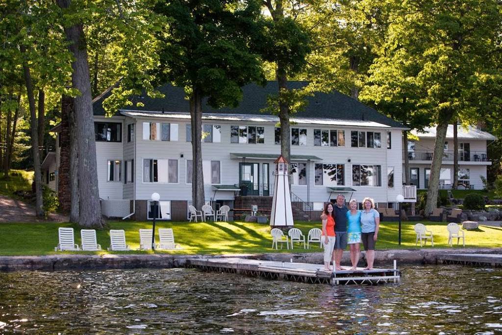 Beachwood Resort | restaurant | 3043 Beachwood Dr, Lakefield, ON K0L 2H0, Canada | 8883131118 OR +1 888-313-1118